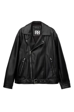 Campera biker efecto cuero de Pull&Bear en Abrigos y Camperas para argentina