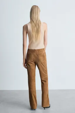 Top canalé con botones de Mango en Tops para argentina