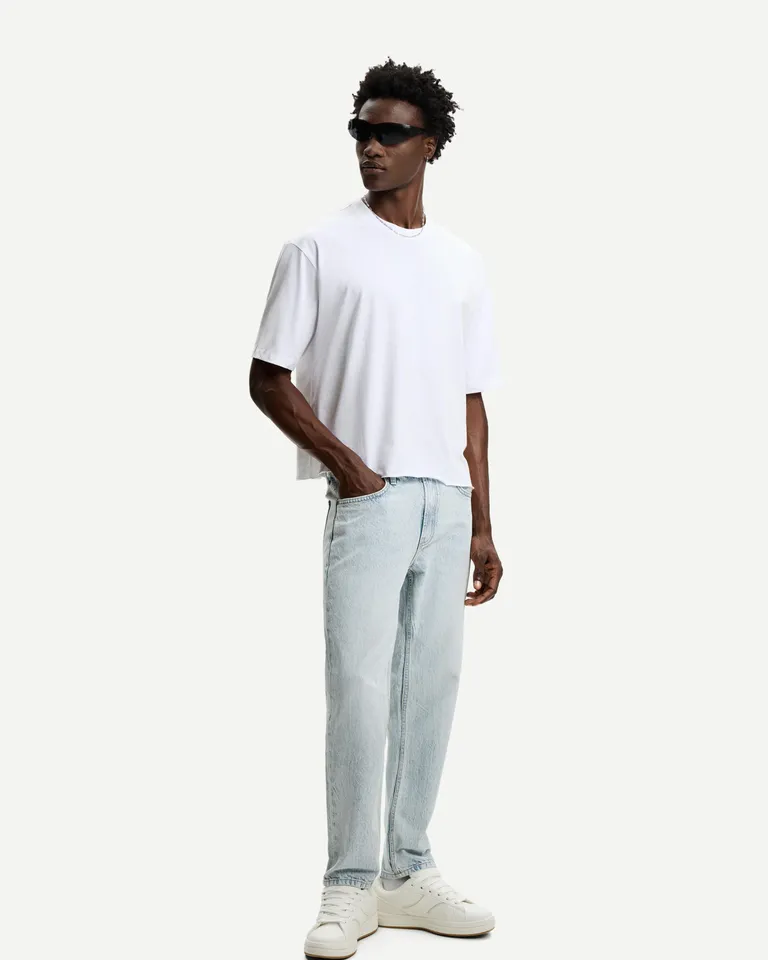 Jeans corte recto de Bershka en Pantalones para argentina