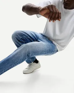 Jeans corte recto de Bershka en Pantalones para argentina