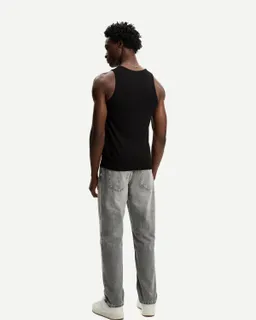 Jeans corte recto de Bershka en Pantalones para argentina