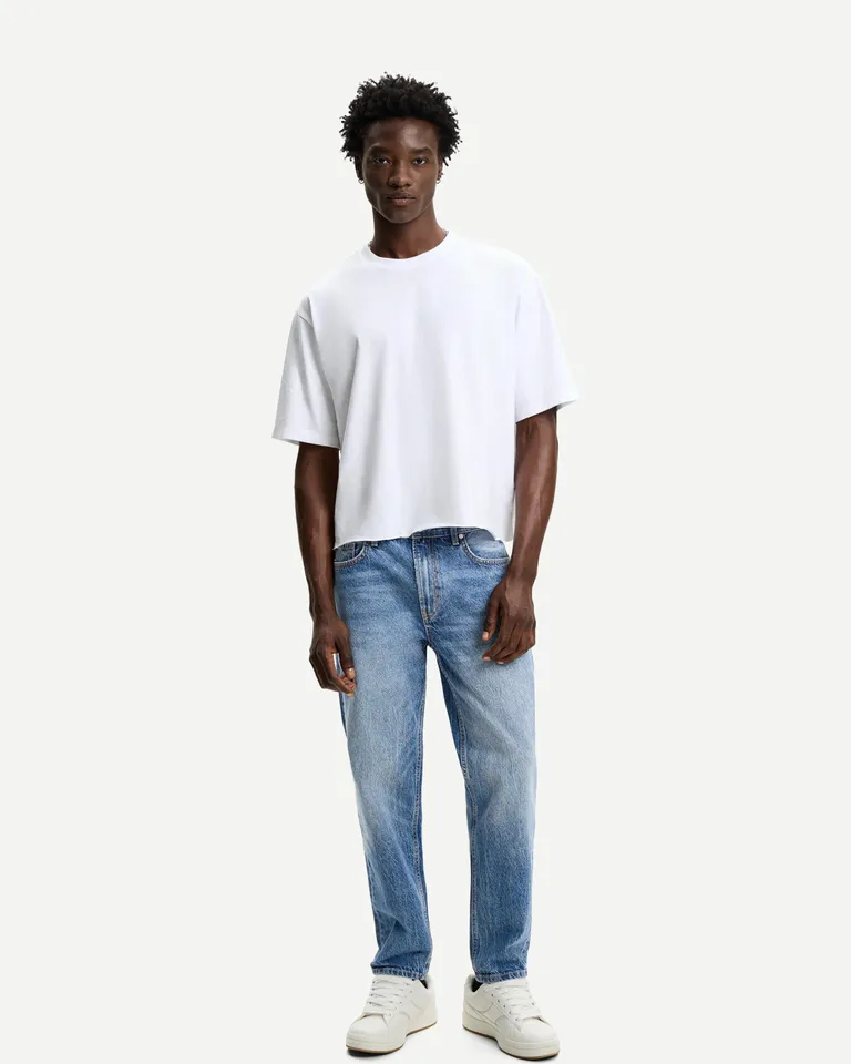 Jeans corte recto de Bershka en Pantalones para argentina