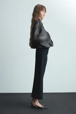 Pantalón pinzado wideleg de Mango en Pantalones para argentina