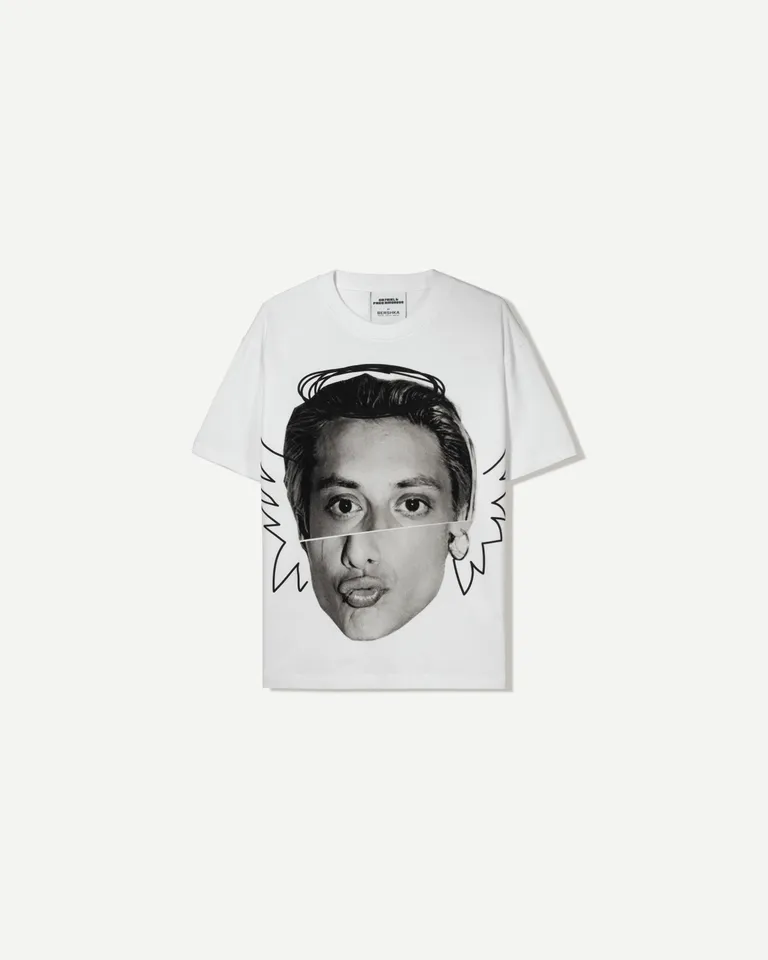 Remera cariel paco amoroso corta de Bershka en Remeras y Polos para argentina
