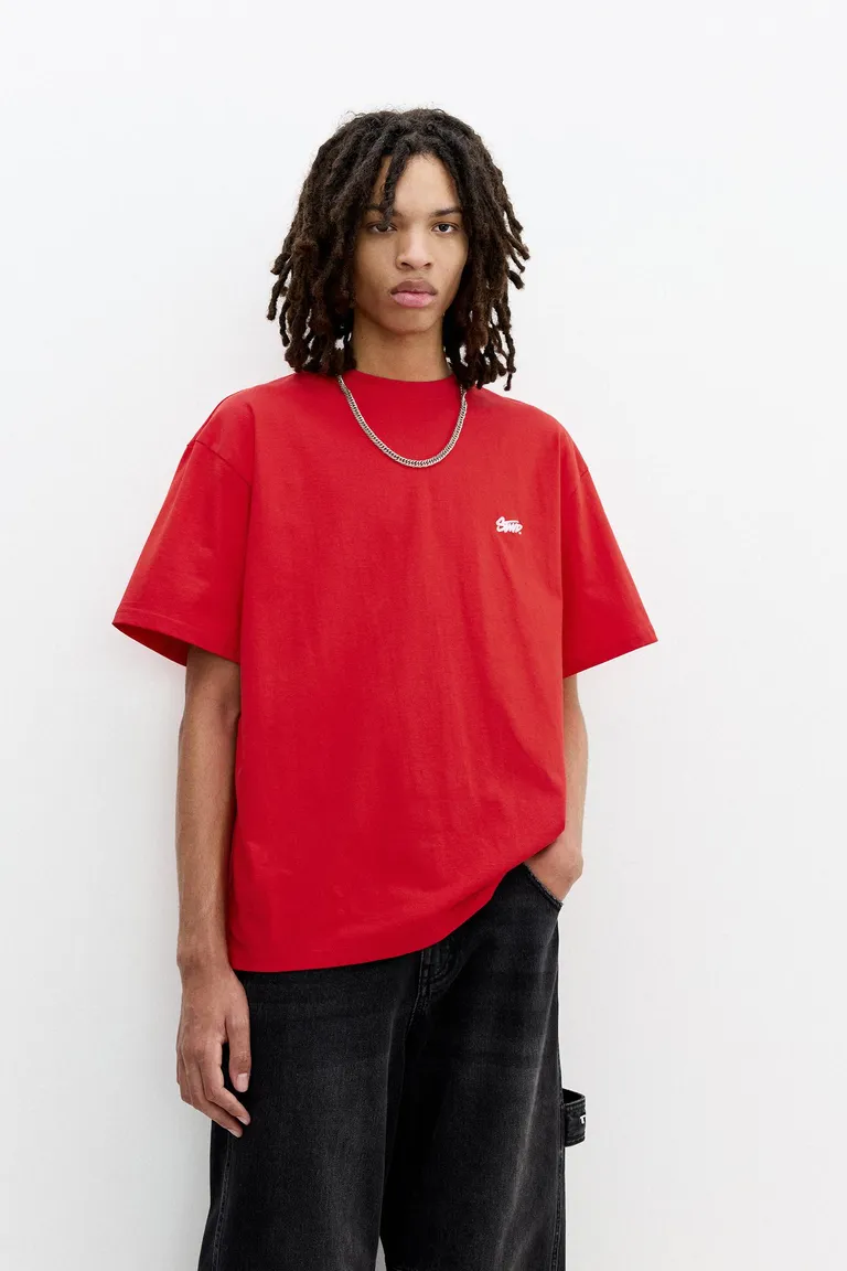 Remera logo stwd de Pull&Bear en Remeras y Polos para argentina
