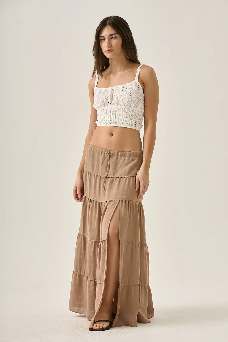 Pollera midi Renata: Prenda vaporosa y fluida con diseño en capas para un estilo boho chic de Sweet en Faldas para argentina