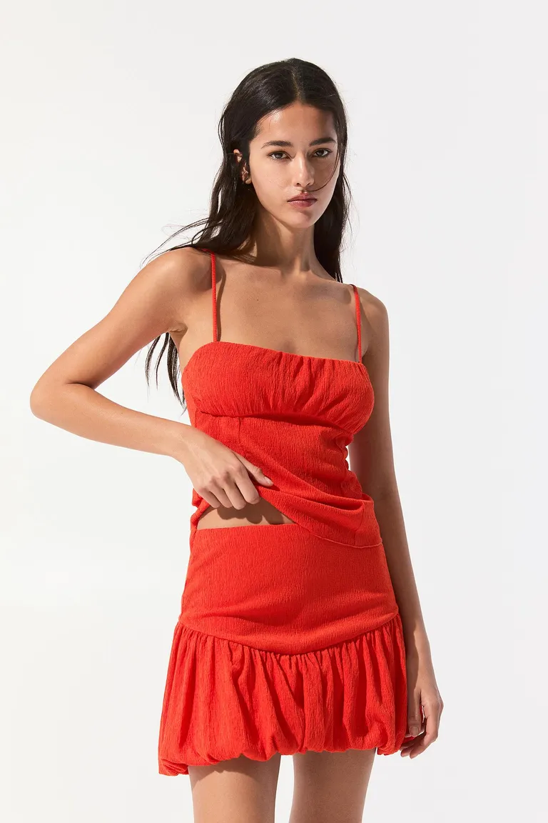 Minifalda globo canesú de Pull&Bear en Faldas para argentina