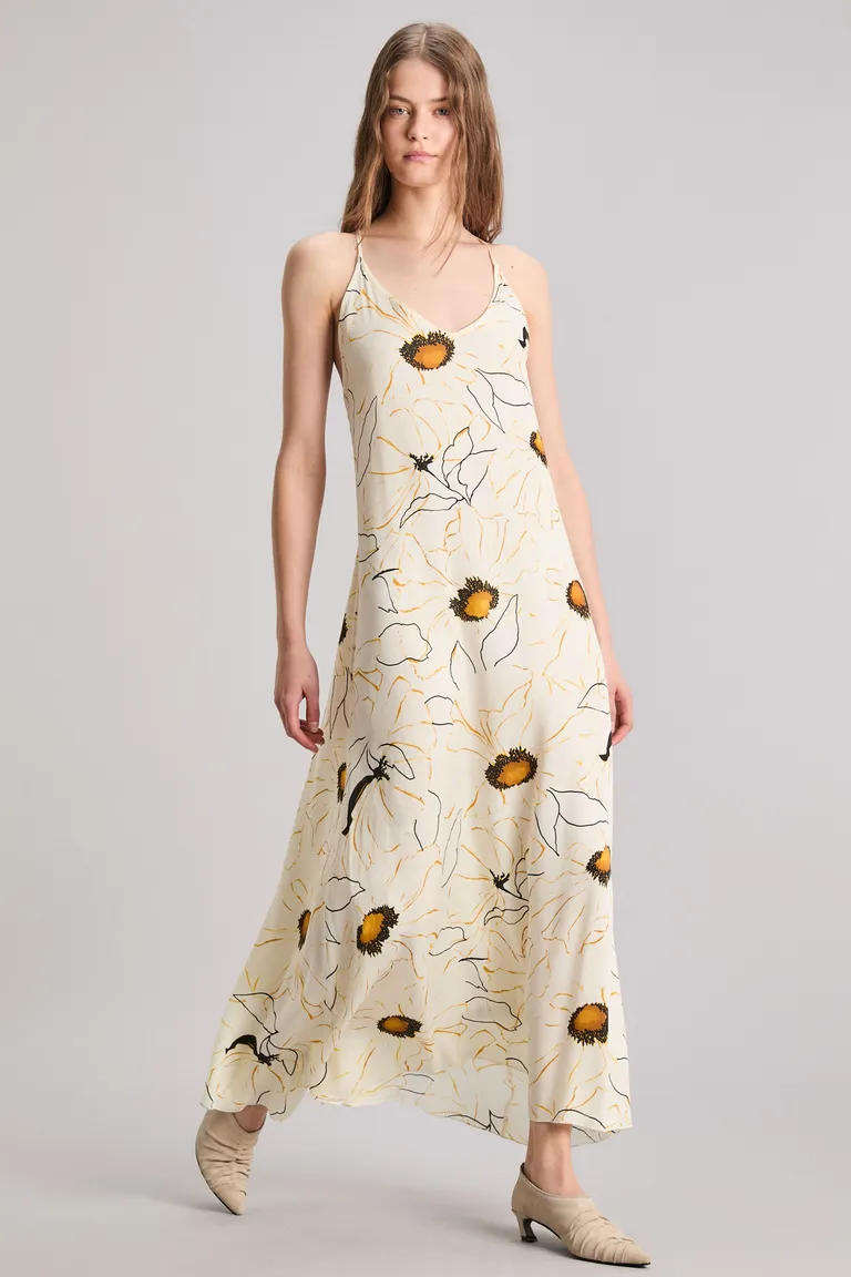 Vestido floral charm de corte maxi y escote en V de Kosiuko en Vestidos para argentina