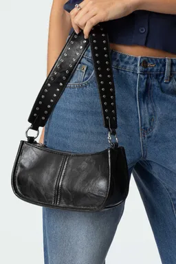 Cartera cuero sintético correa tachas de Edikted en Bolsos y Carteras para argentina