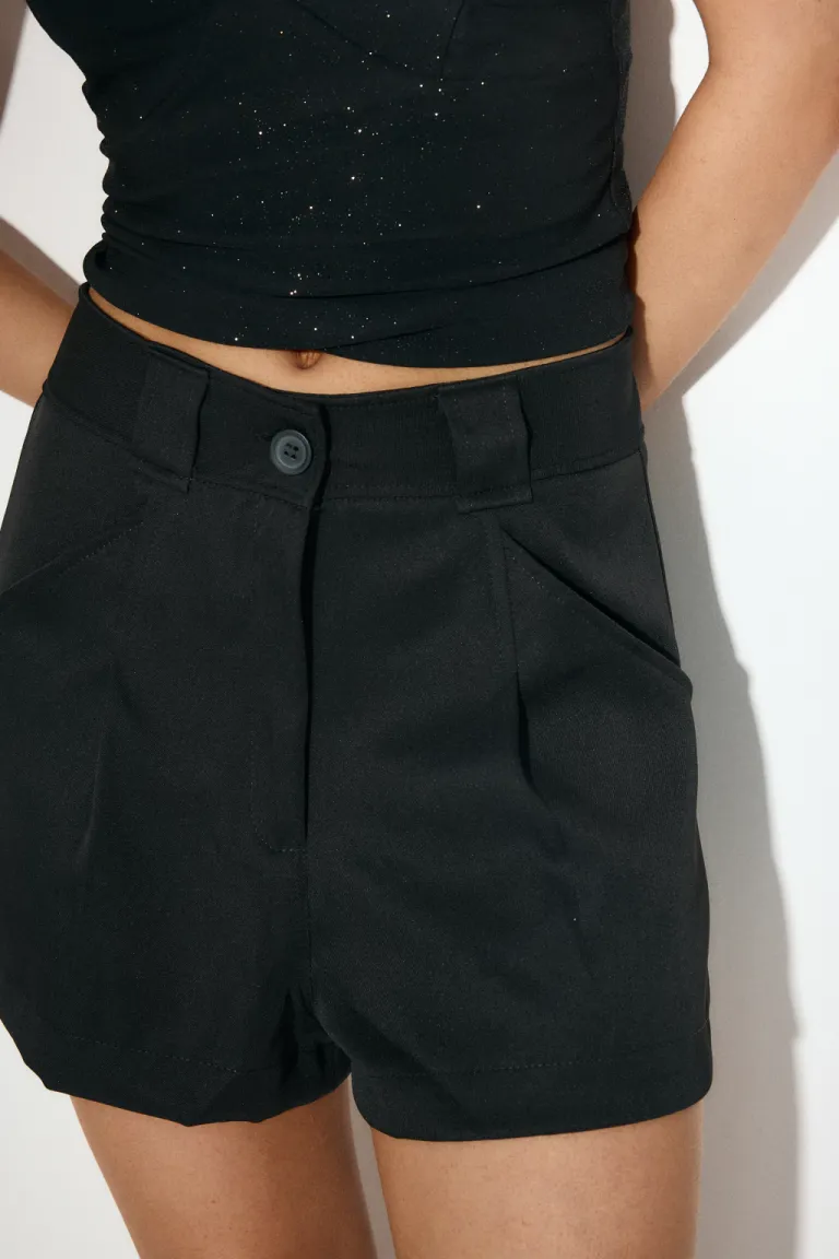 Top de rejilla blanco, un diseño elegante y atemporal para mujeres de Audaz en Tops para argentina