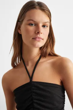 Top brillante fruncido de Mango Teen en Tops para argentina