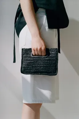 Sobre fibra natural de Mango en Bolsos y Carteras para argentina