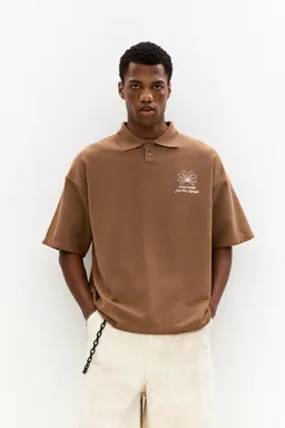 Polo gráfico contraste de Pull&Bear en Remeras y Polos para argentina