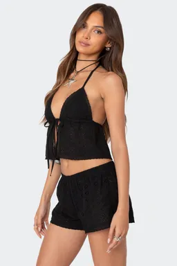 Top jael halter con ojalillos de Edikted en Tops para argentina