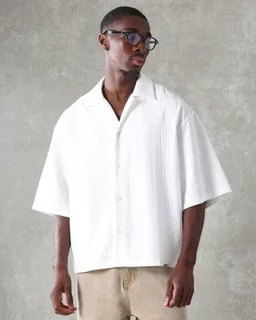 Camisa formal plisada japonesa de Sumwon en Camisas para argentina
