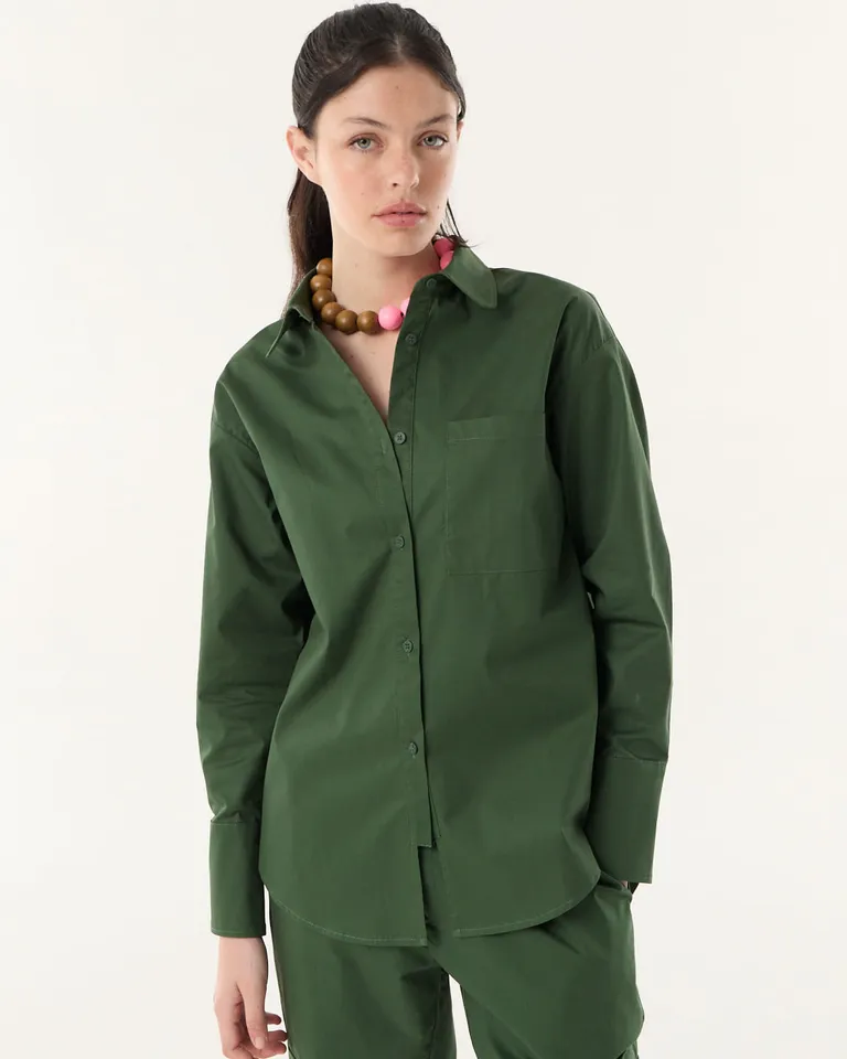 Camisa de mujer holgada de manga larga con bolsillo frontal y cierre de botones de Furzai en Camisas para argentina