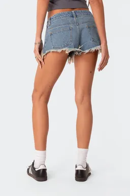 Micro shorts denim roto tiro bajo de Edikted en Shorts para argentina