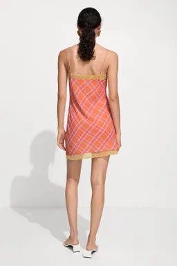 Vestido estampado combinado de Mango en Vestidos para argentina
