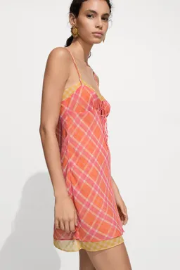 Vestido estampado combinado de Mango en Vestidos para argentina