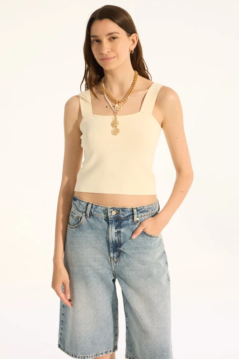 Suéter con escote recto y reguladores metálicos dorados, de diseño modular y tacto suave de Portsaid en Tops para argentina