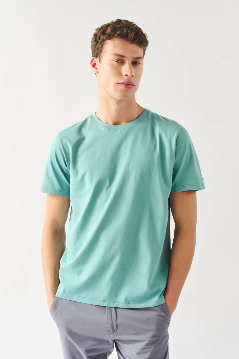Remera básica de algodón premium para hombre en color verde de Bensimon en Remeras y Polos para argentina