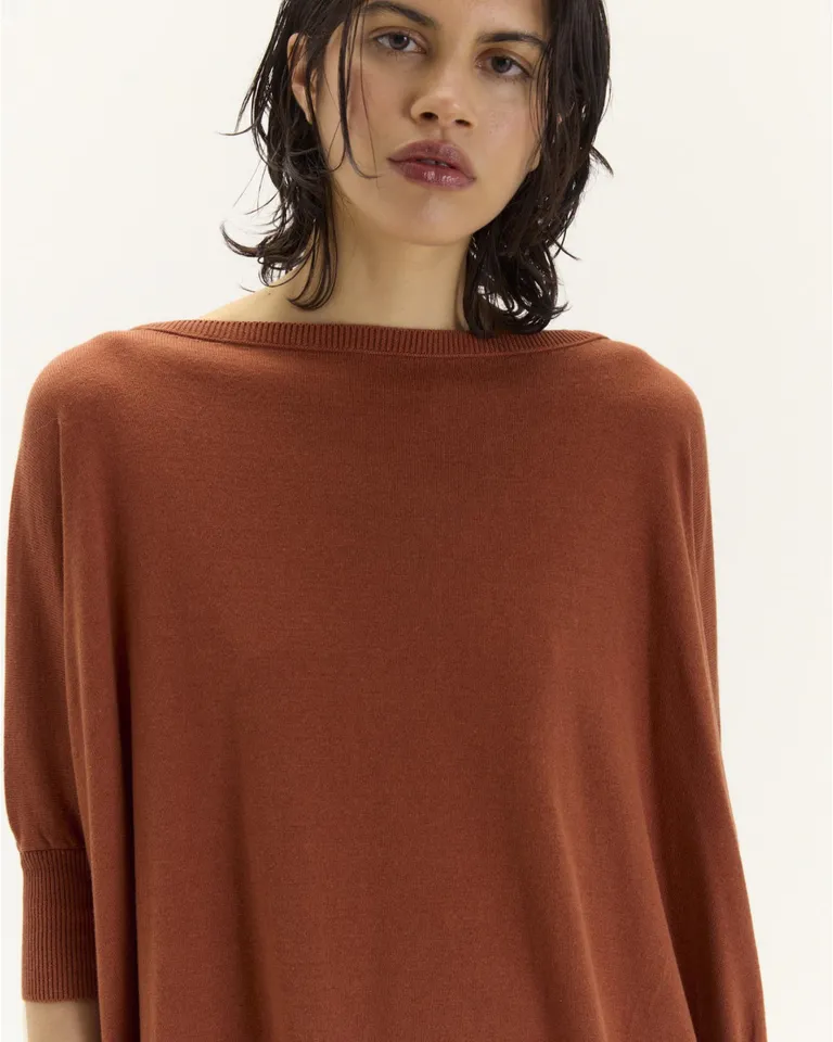 Sweater rosa de silueta amplia y mangas 3/4 para el día a día de Blue Sheep en Buzos y Sweaters para argentina