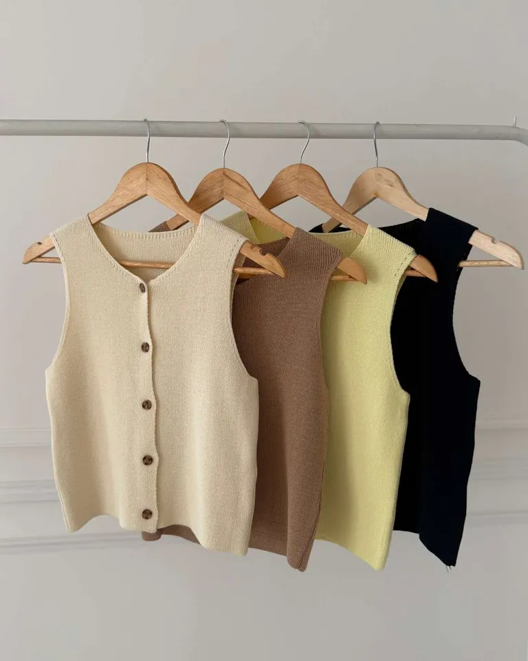 Chaleco de punto ribb abotonado para mujer de Hesed en Chalecos para argentina