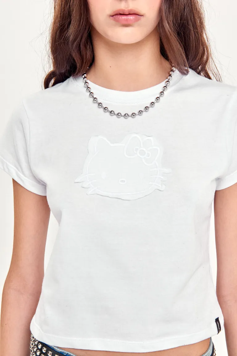 Remera básica de algodón con parche bordado de personaje Sanrio de 47 Street en Remeras para argentina