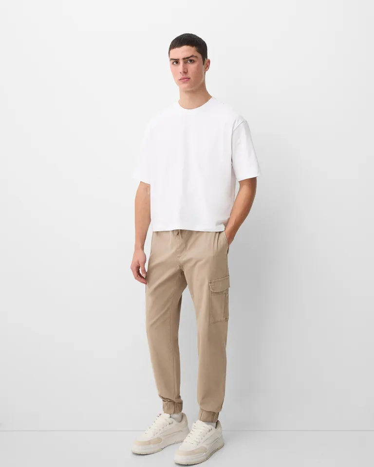 Pantalón jogger cargo de Bershka en Pantalones para argentina