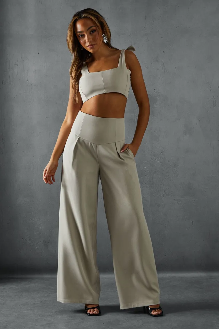 Top tirantes escote cuadrado de Misspap en Tops para argentina