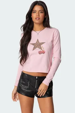 Remera leopardo estrella cereza de Edikted en Remeras para argentina