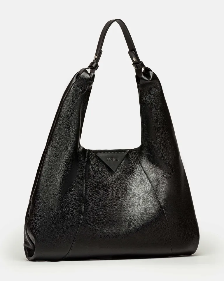 Cartera de Hombro Minimalista en Cuero Satinado Negro de Prüne en Bolsos y Carteras para argentina