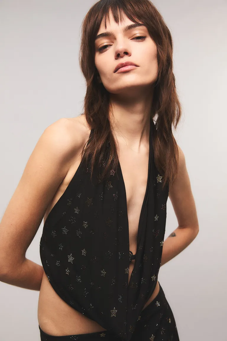 Top Love Revolution: Diseño exclusivo con escote drapeado y espalda descubierta de Kosiuko en Tops para argentina