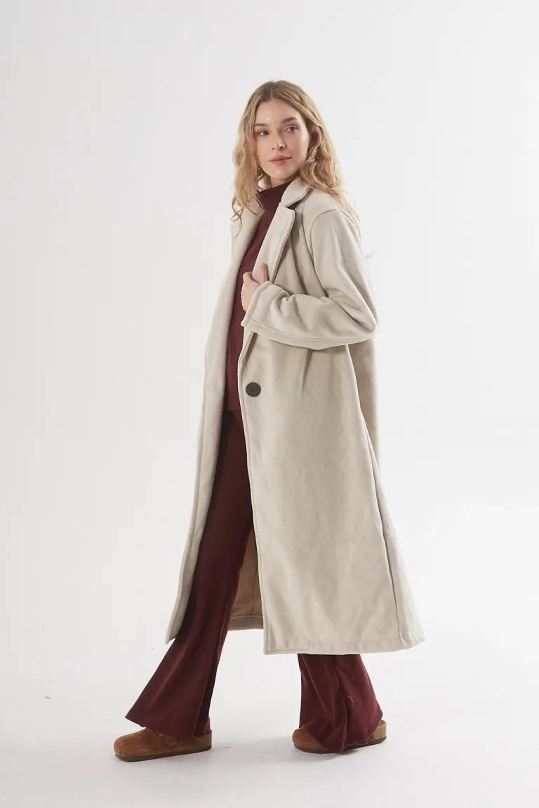 Tapado largo y entallado de paño cashmire con botón central de Belle en Tapados para argentina