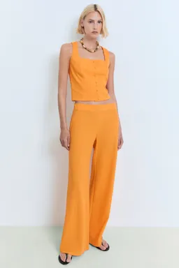 Pantalón recto fluido de Mango en Pantalones para argentina