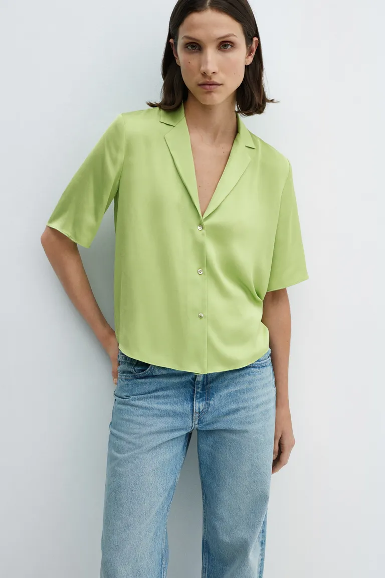 Camisa satinada manga corta de Mango en Camisas para argentina