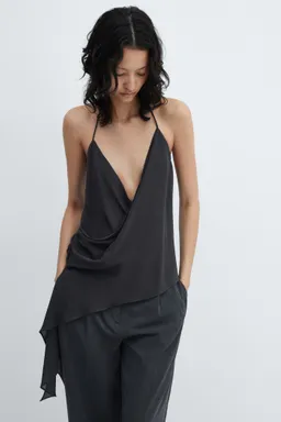 Top drapeado espalda descubierta de Mango en Tops para argentina