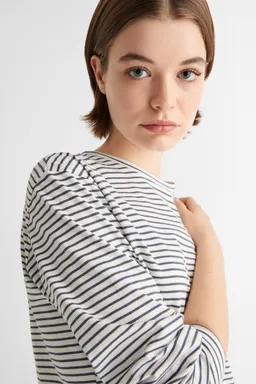 Remera rayas manga larga de Mango Teen en Buzos y Sweaters para argentina