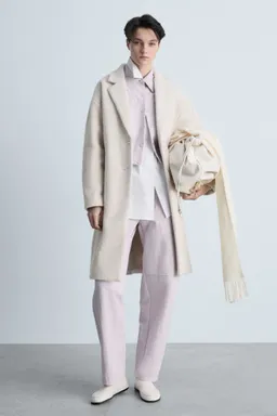 Abrigo largo bouclé oversize de Mango en Tapados para argentina