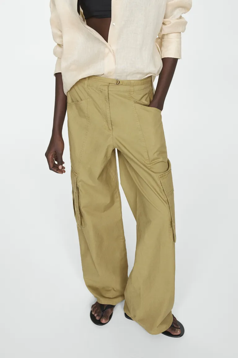 Pantalón cargo con bolsillos de Mango en Pantalones para argentina