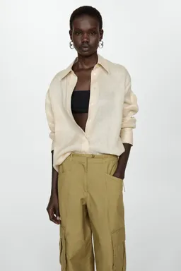 Pantalón cargo con bolsillos de Mango en Pantalones para argentina