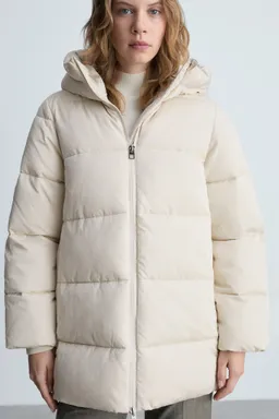 Anorak midi acolchado capucha de Mango en Chaquetas para argentina