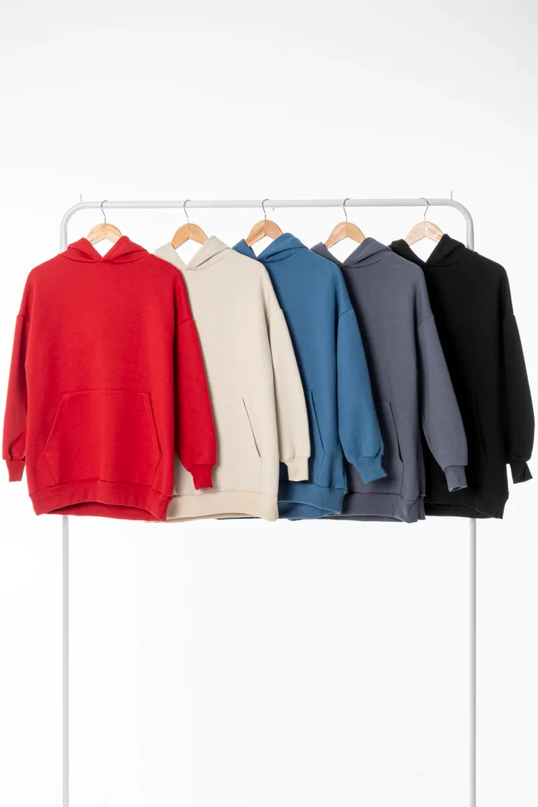 Buzo gris de diseño moderno y elegante para mujer de Apricot en Buzos y Sweaters para argentina