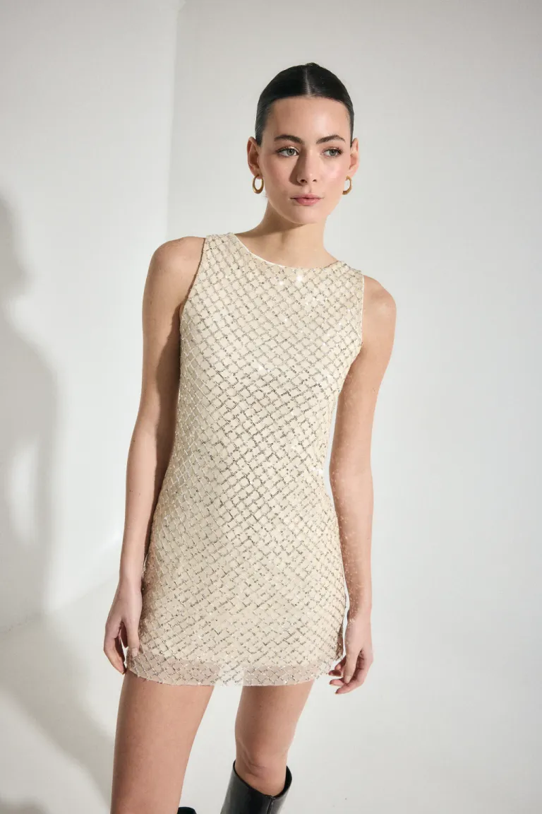 Vestido negro con lentejuelas y detalles en la espalda de Audaz en Vestidos para argentina