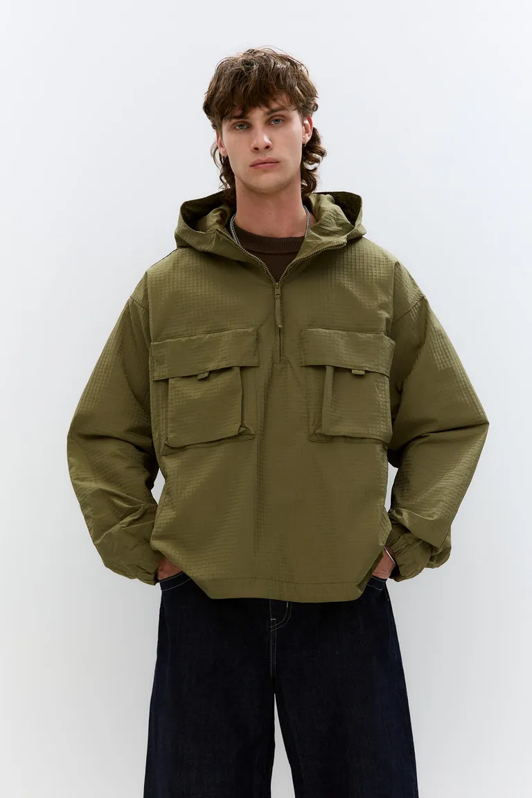 Campera utilitaria con capucha de Pull&Bear en Abrigos y Camperas para argentina