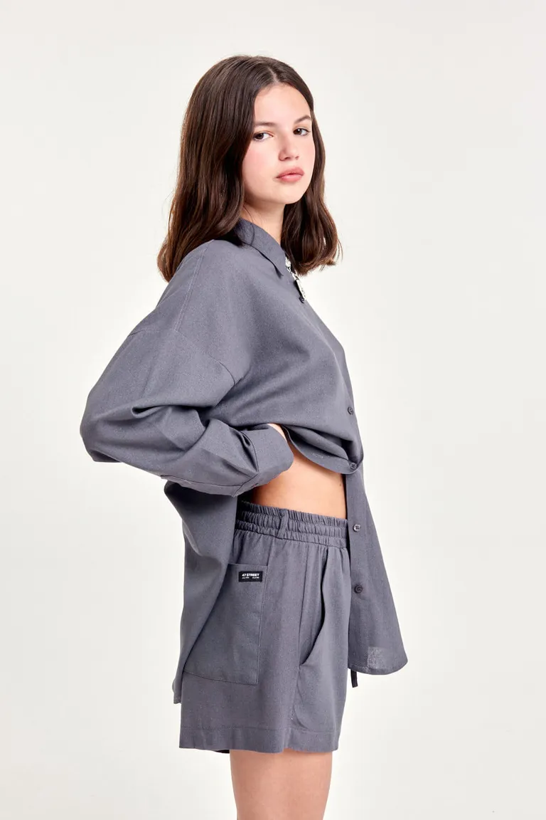 Shorts gris de línea recta y ajuste cómodo para mujer de 47 Street en Shorts para argentina