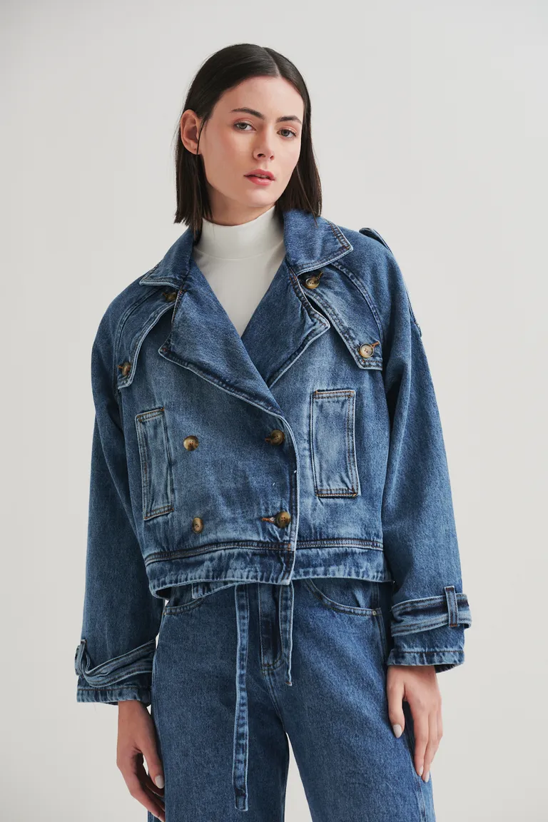 Chaqueta vaquera cropped con doble abotonadura y detalles en puños de Sweet en Chaquetas para argentina