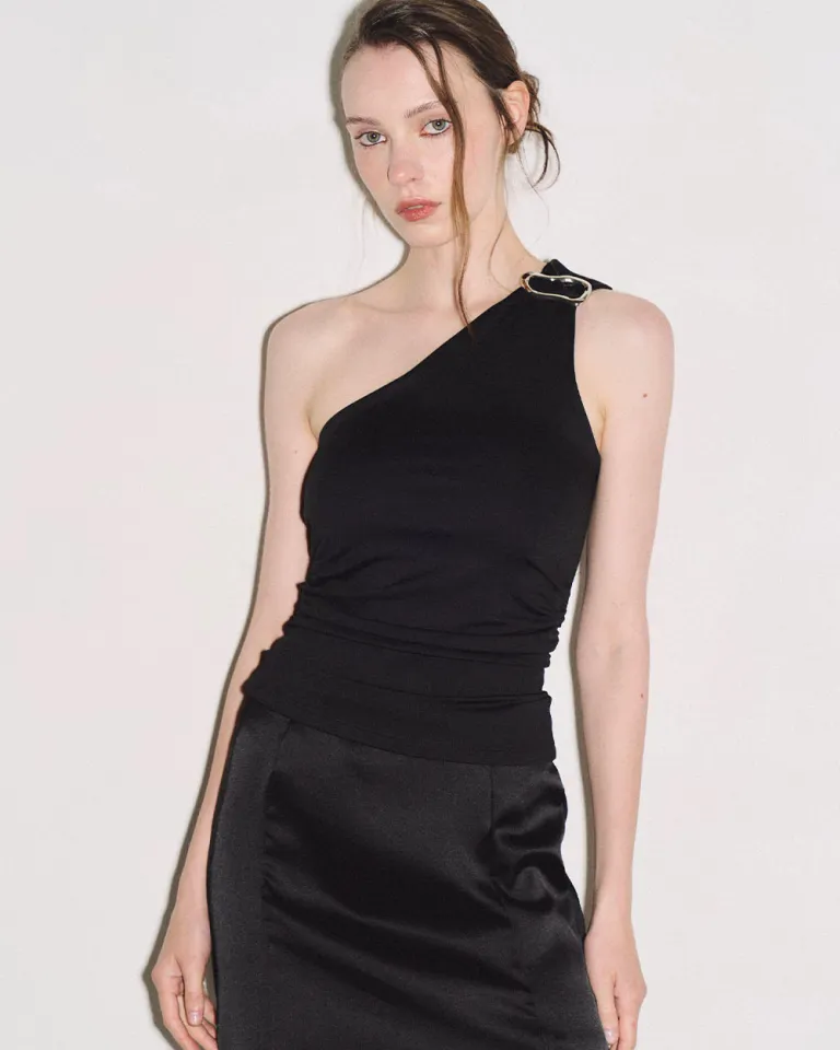 Top de un hombro con argolla y escote asimétrico de Sky en Tops para argentina