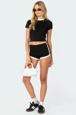 Micro shorts elana contrastantes de Edikted en Shorts para argentina