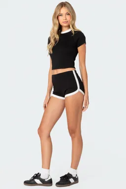 Micro shorts elana contrastantes de Edikted en Shorts para argentina